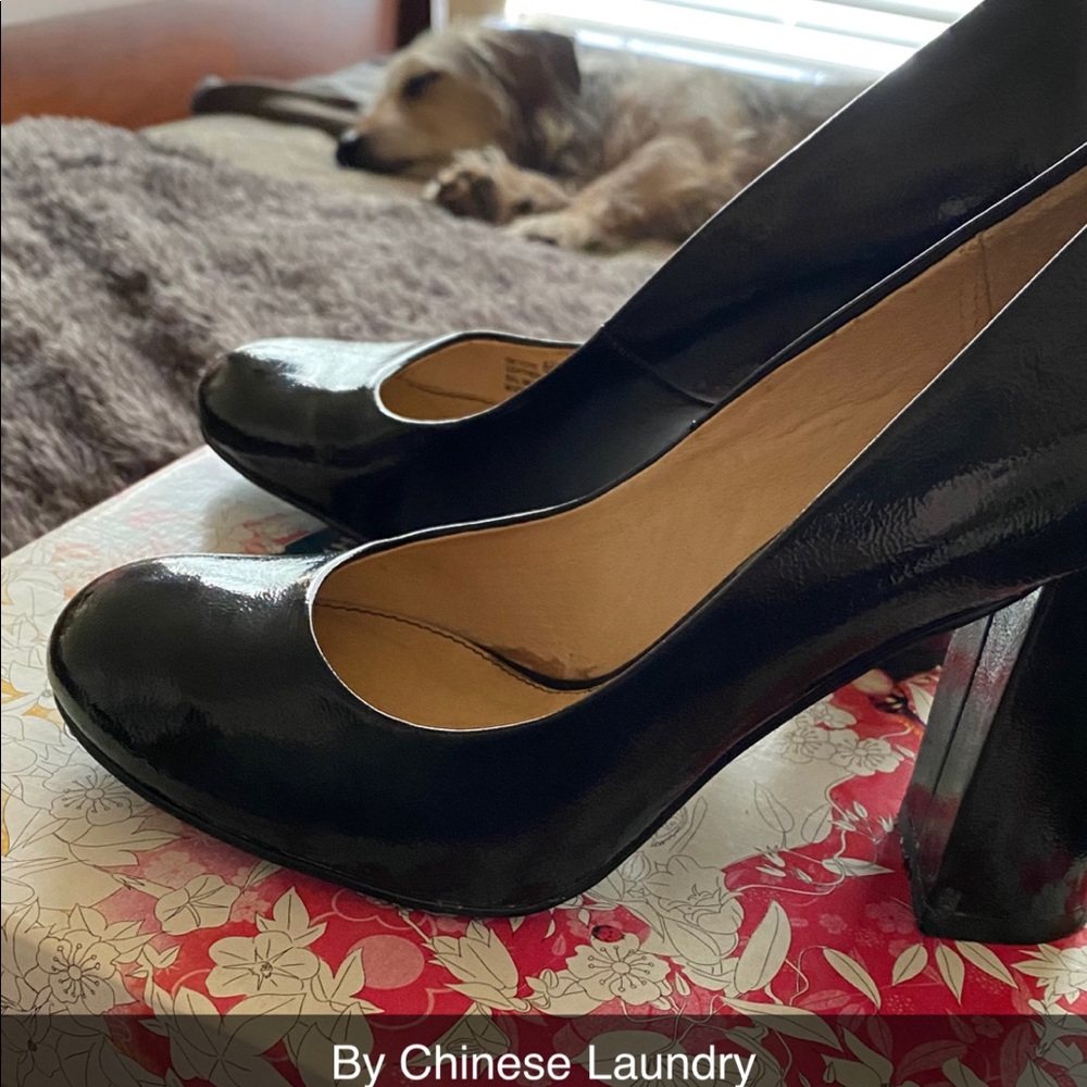 Shoes - Picture 2 of 3